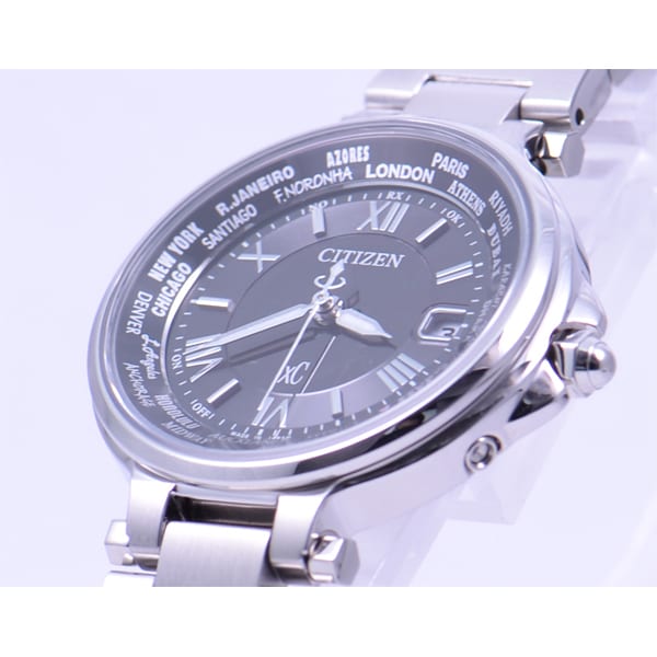 Citizen EC1010-57F ( Ceasuri xC HAPPY FLIGHT Seria Eco-Drive Afișaj analogic cu mai multe benzi radio controlat Model pereche Femei)