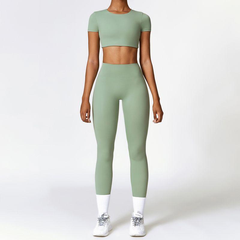 Guangzhou Zechuang Clothing Co., Ltd. European and American Tight Sanding Yoga Suit Quick-Drying Workout Clothes Winter Outdoor