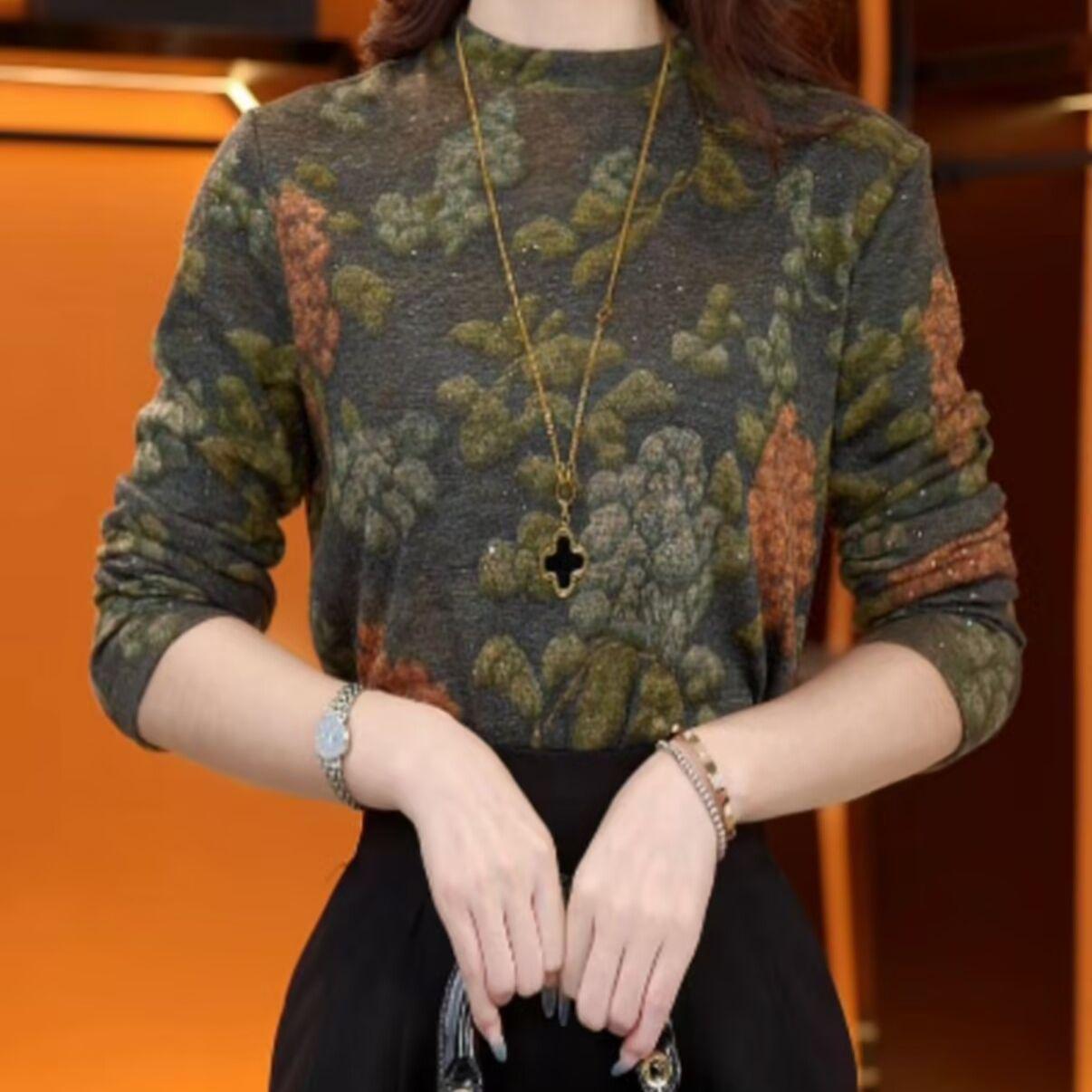 

Elegant Round Neck Long Sleeve Printed Top for Middle-Aged Women - Autumn/Winter Warm, Age-Reducing Belly Cover Design L