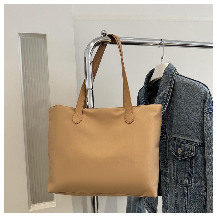 

Винтажная сумка-тоут в корейском стиле - Большая вместимость, Летняя женская модная сумка через плечо 2024 хаки