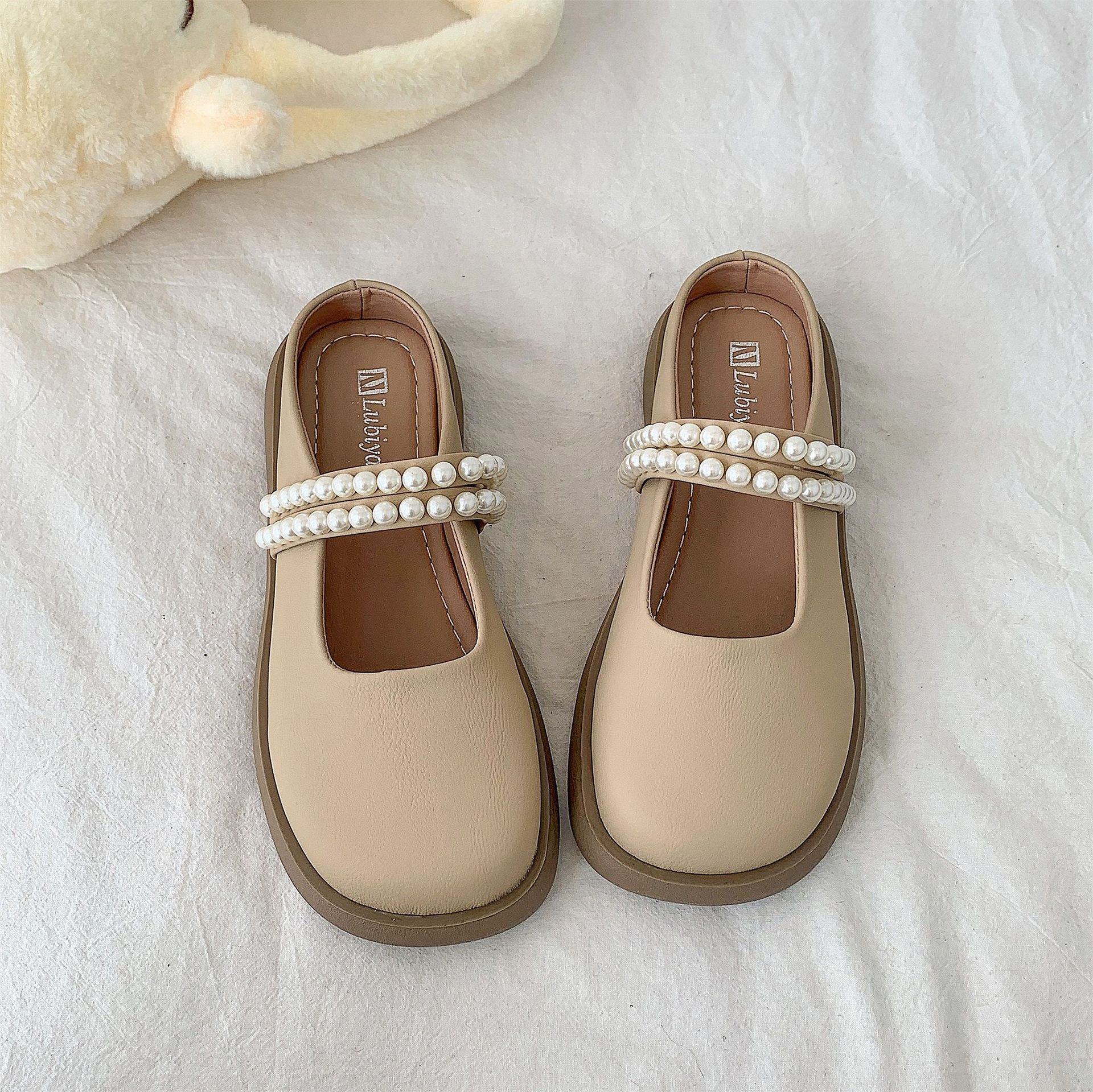 

French baotou half slippers women s outer wear 2025 spring and summer new pearl fairy wind thick bottom Mary Jane cool slippers 40 абрикосовый