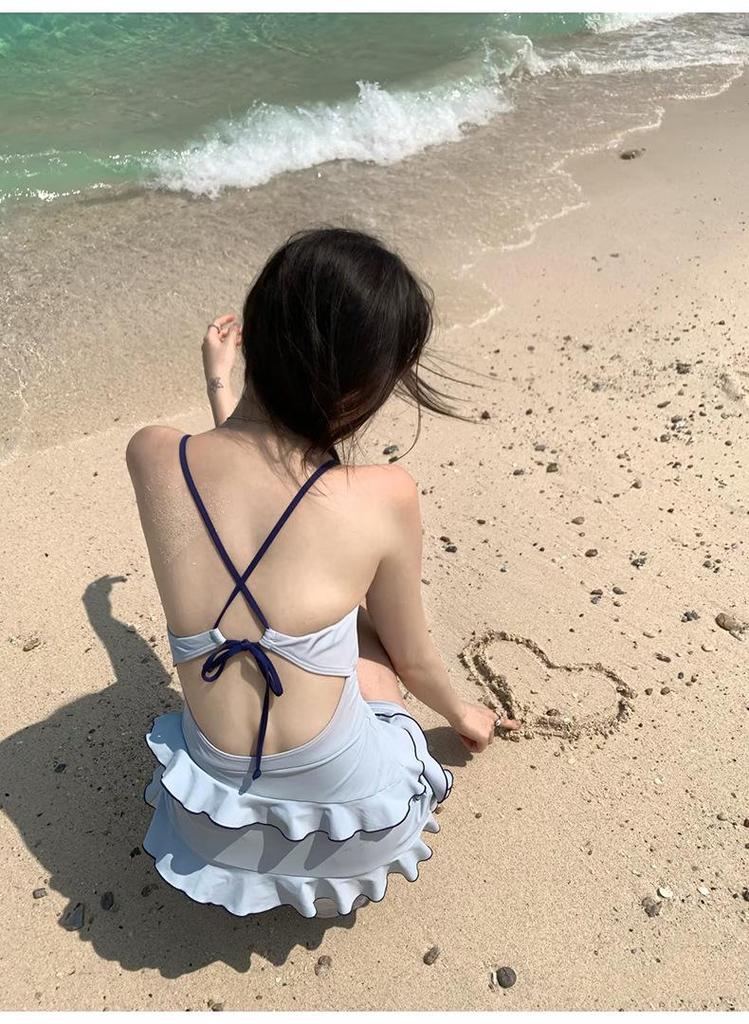 Korean-Inspired Conservative One-Piece Swimsuit with Slimming Cake Skirt - Elegant, Pure Desire Style for Women