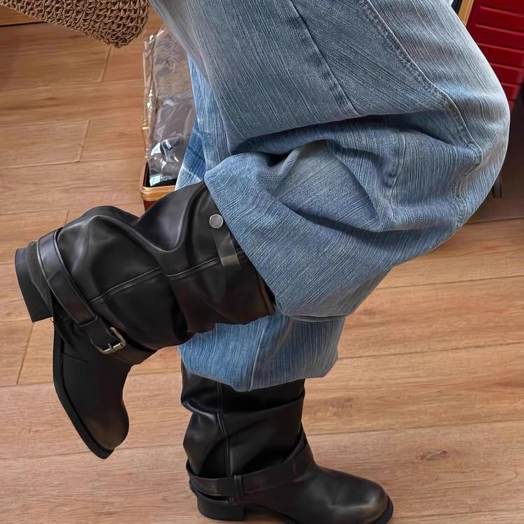 Western cowboy boots women's 2025 summer new pleated pile black round head retro leather thick heel knight boots women