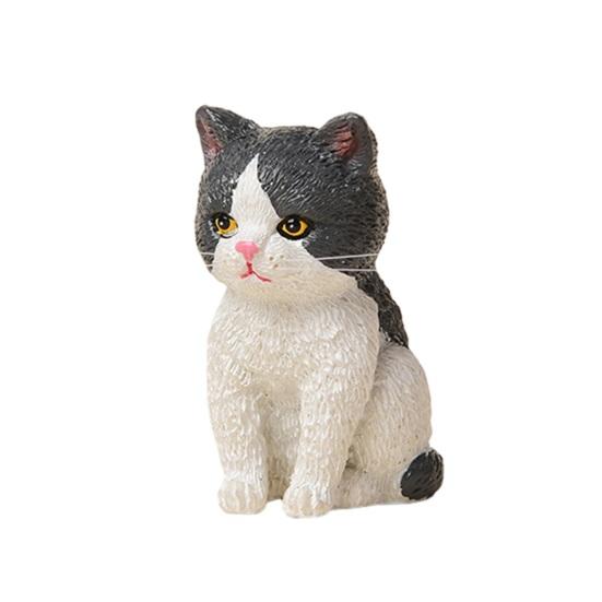 Cat Ornament Resin Statue Handmade Realistic Cat Figurine Home Office Desktop Living Room Decoration
