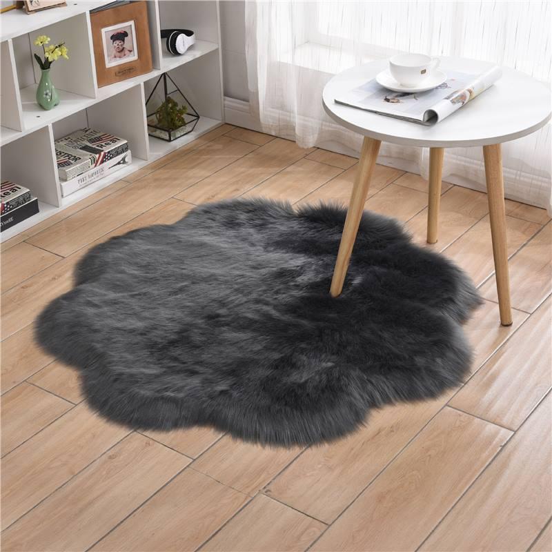 Plush Irregular Plum Blossom Wool Carpet for Bedroom & Living Room