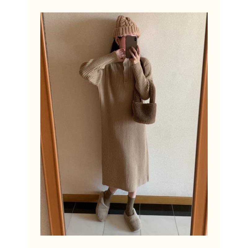 

Осень новый продукт стойка воротник утолщенная рубчик вязаное платье повседневное внутри с тонким темпераментом базовая юбка One Size хаки