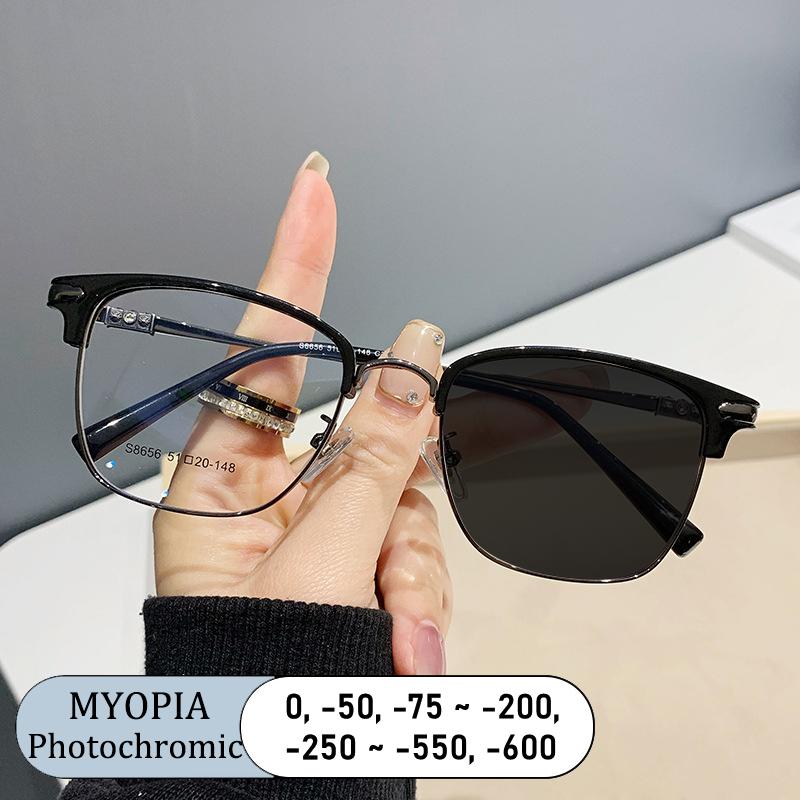 Brand Optical Women Prescription Square Eyebrows Frame Anti Blue Light Myopia Glasses Photochromic Eyeglasses Alloy