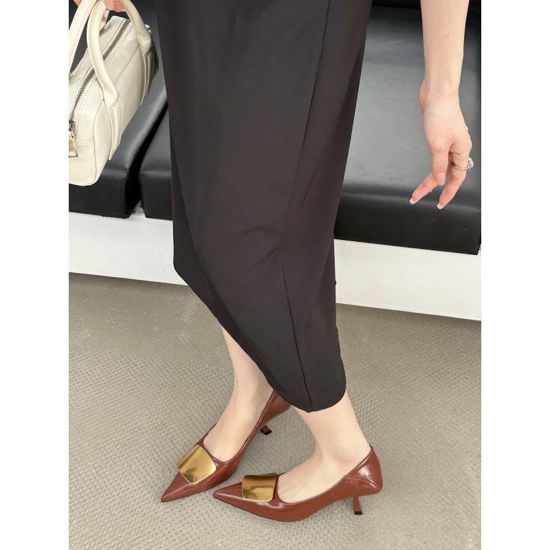 

2025 new spring fashion pointed head thin heel temperament French soft sole shallow mouth kitten and single shoe women 39 светло-коричневого