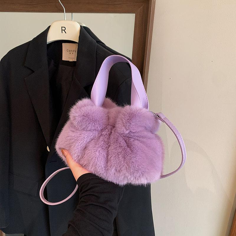 Wholesale pleated handbag bag autumn and winter 2025 new women's shoulder crossbody plush bag niche bucket bag