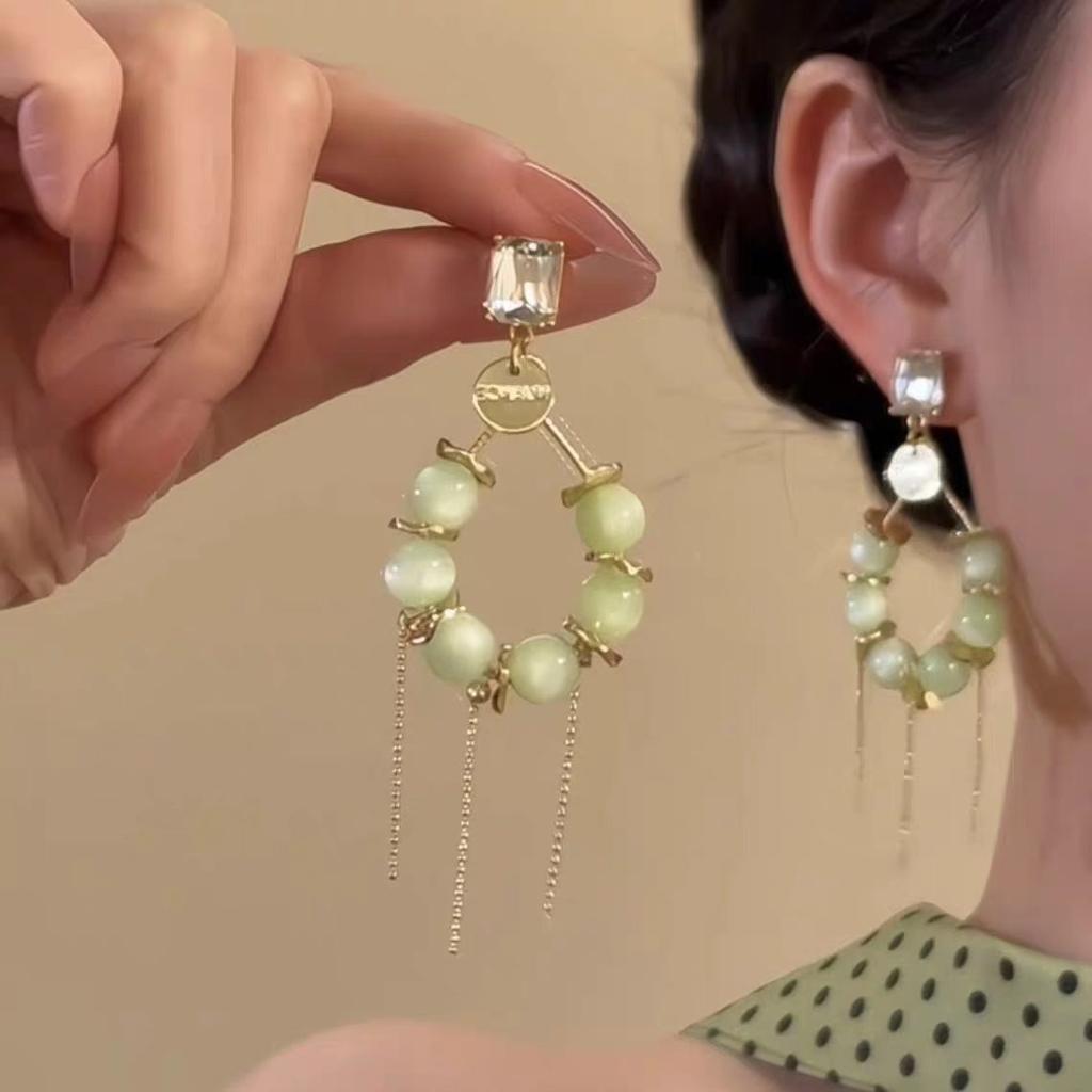 Exquisite sparkling zirconium green beaded fringed earrings women's vacation style exaggerated earrings earrings, earrings, premium earrings