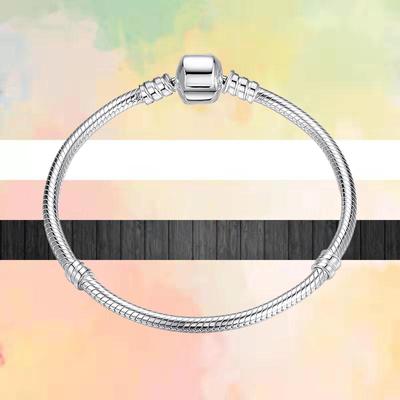 Najnowszy Autentyczny Moda Wąż Łańcuch Podstawowa Bransoletka Fit Oryginalna Moda Charms Kolor Srebrny Bransoletka DIY Kobiety Biżuteria Prezenty