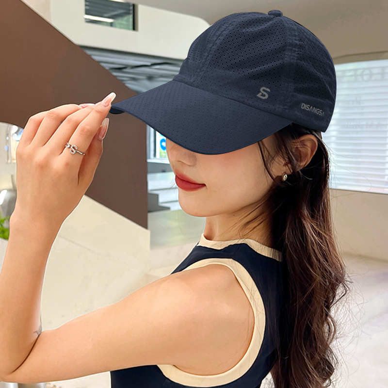 

Дышащая и Простая Дизайнерская Солнцезащитная Шляпа Оригинал Мужская и Женская Быстросохнущая Беговая Солнцезащитная Эластичная. Летняя шляпа для улицы, бейсбол, спорт Navy blue Adjustable