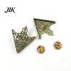Suit Collar Clip 1 Pair Vintage Shirt Clip, Hollow-Out Decoration Alloy Retro Clothing Accessory Triangle Brooch Pin for Men Women Decorative Fastener