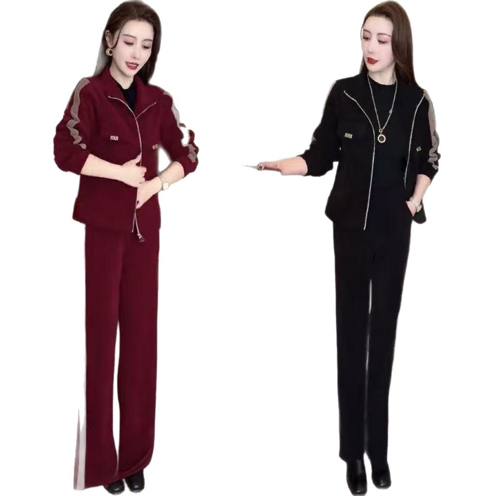 Mode Hiver 2025 pour Femmes: Ensemble de vêtements de sport doublé polaire avec manteau chaud et pantalon à jambe droite