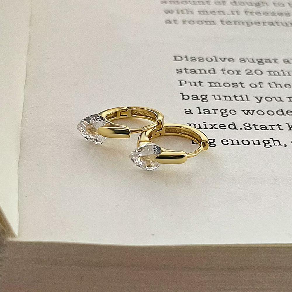 S999 Sterling Silver Heart Zirconia Earrings - Exquisite, Versatile, Light Luxury for Everyday Elegance. Sterling Silver