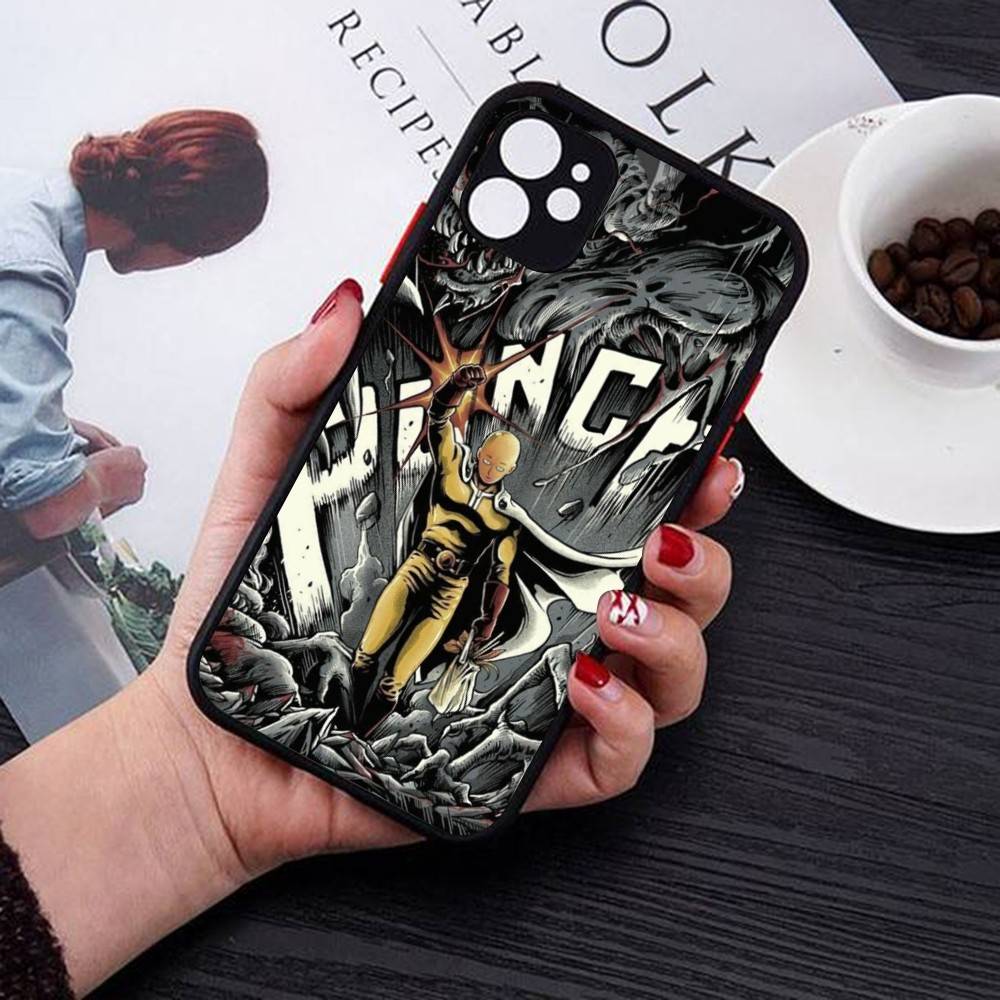 One P-Punch Man Saitama Phone Case For IPhone 14 11 12 13 Mini Pro Max 8 7 Plus X XR XS MAX Translucent Matte Cover