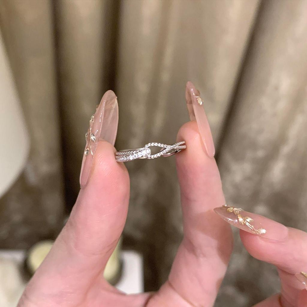 Korean Style Geometric Sparkling Pave Diamond Ring - Versatile, Cool Index Finger Accessory