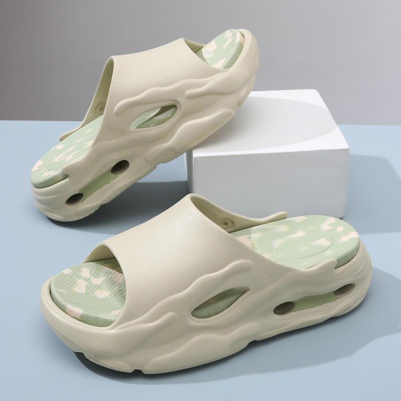 Sommer neue Hausschuhe Herren- und Damen-Dickboden rutschfest erhöhend Ein-Wort-Schlepper lässige Mode Weichboden Strand-Sandalen