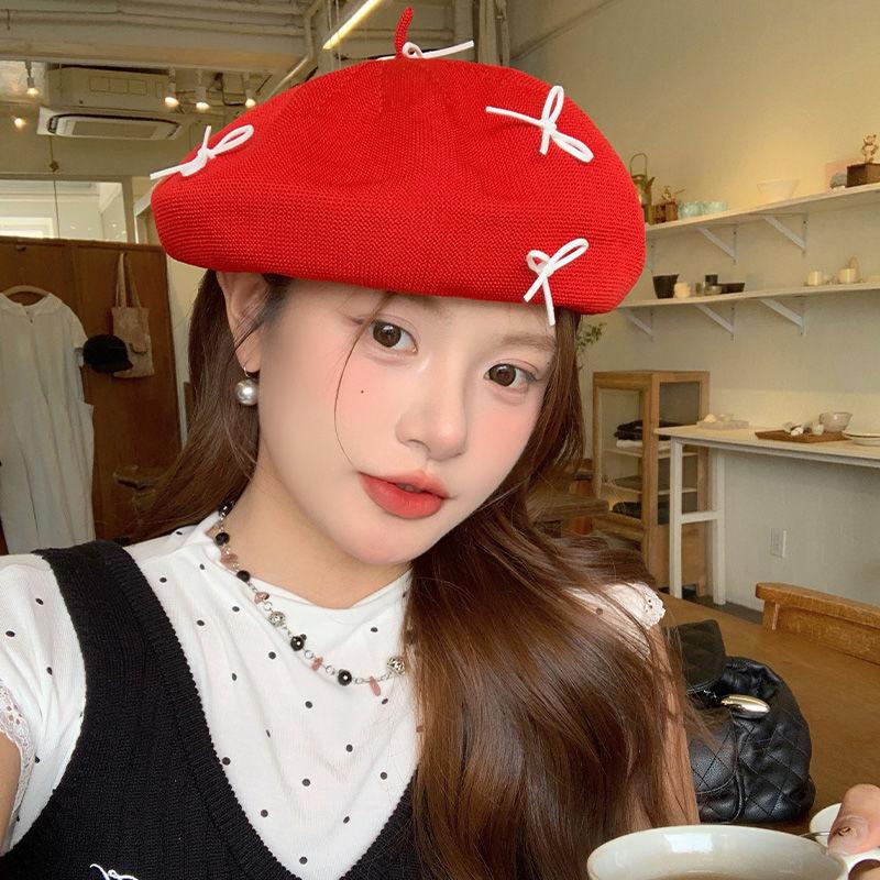 Damen Rote Süße Niedliche Schleife Baskenmütze Sommer Dünn Gestrickt Gehäkelt Gesichtsschlankmachender Künstlerhut