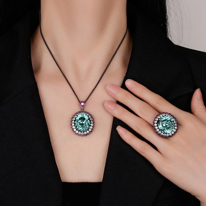 Jewelry Copper Bottom Gold-Plated Simulation Para Green Light Luxury Black Gold Set Main Stone 18 * 20