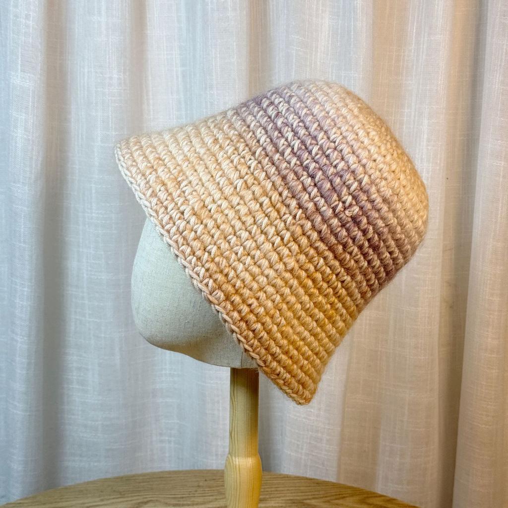 Colorful Gradient Knitted Woolen Hat for Women in Spring and Autumn Small Fisherman Hat with No Makeup Versatile and Comfortable Big Head Basin Hat