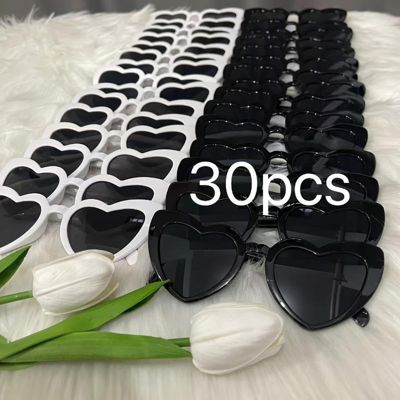 15 Black Heart-Shaped Glasses + 15 White Heart-Shaped Glasses Bridal Groom Bridesmaid Supplies for Wedding Party