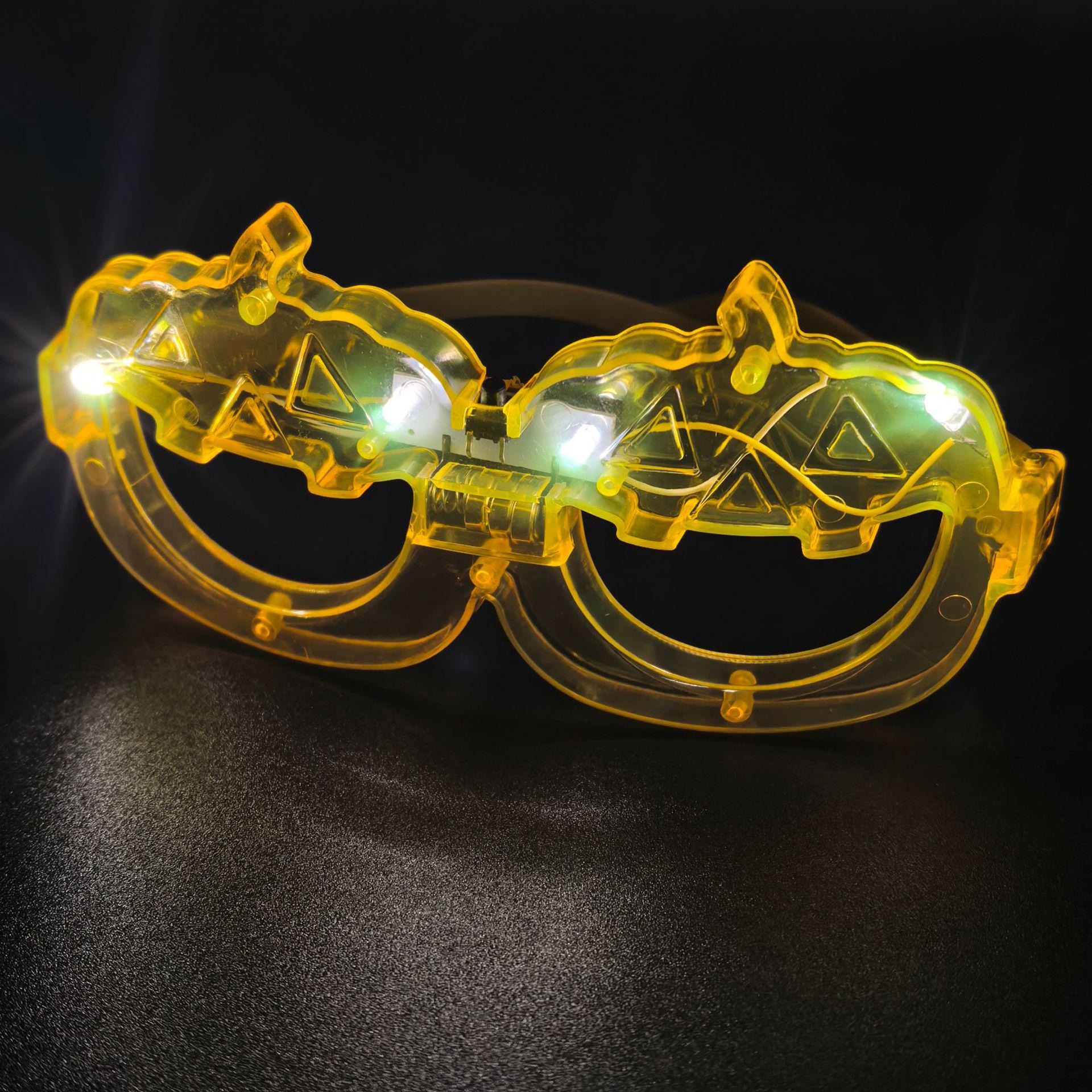 

Crawling Severed Hand with Scary Sound Effects - Halloween Haunted House Decoration Prop