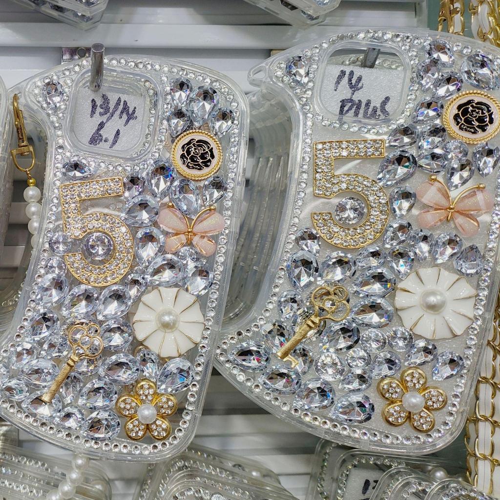 Luxury 14-Diamond Floral iPhone 16 Pro Max Case with Pearl Chain
