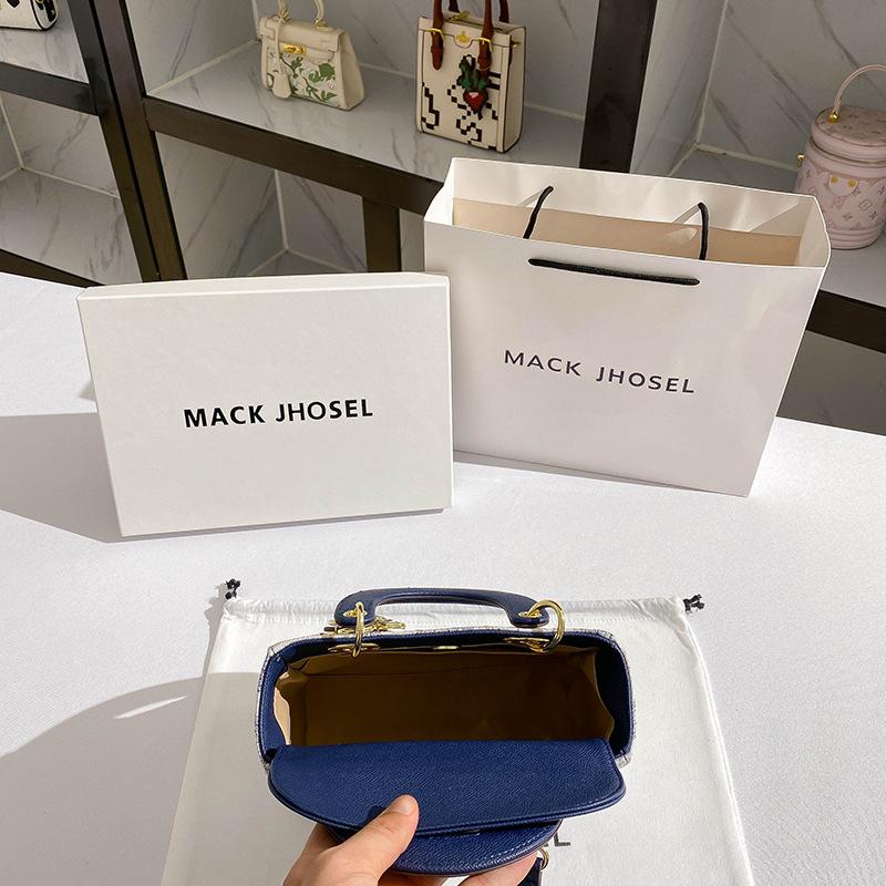 Fashionable and High-end Daifei Handbag, New Niche Light Luxury Handbag