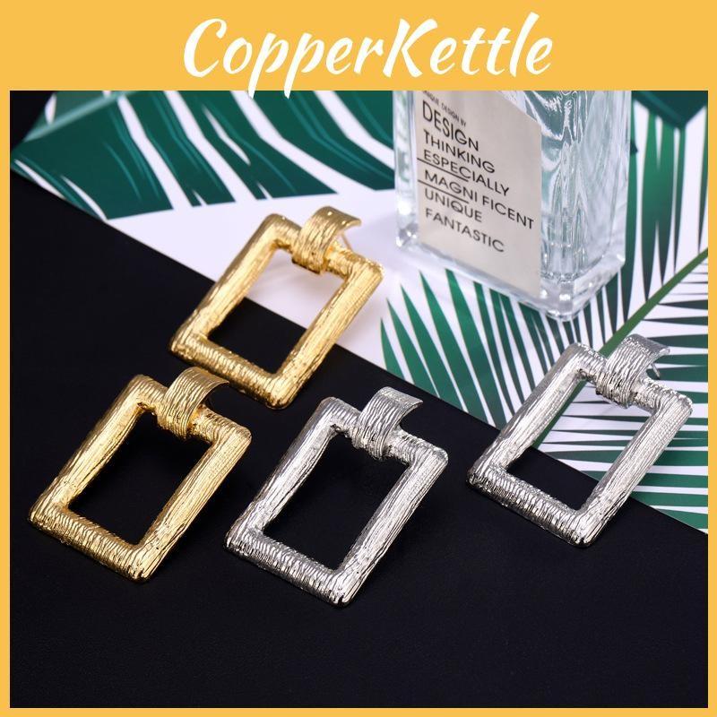 Geometric Shape Bold Alloy Earrings For Women Ideal For Gifts Business