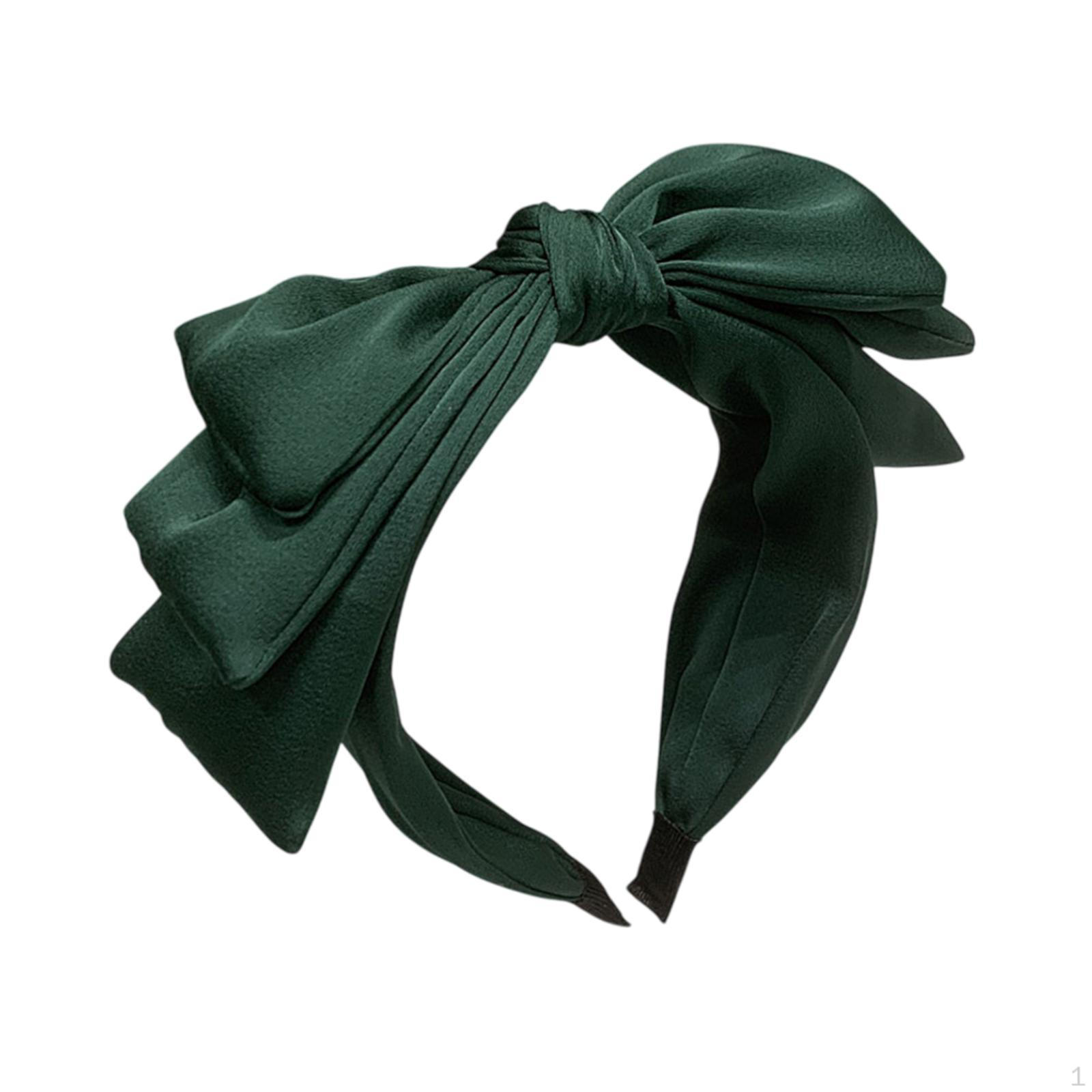 

в галстук-бабочку, аксессуар для волос, ученик для фестиваля, средство для умывания лица, ежедневное использование темно-зеленого