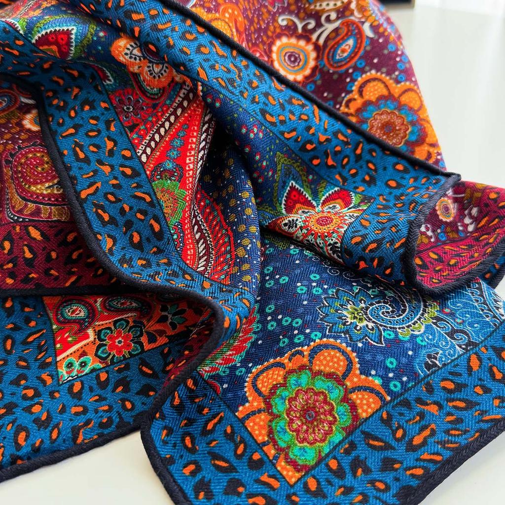 Summer New Cashew Flower Classic Silk Fashion Small Square Scarf Neck Versatile Sunscreen Shawl Women