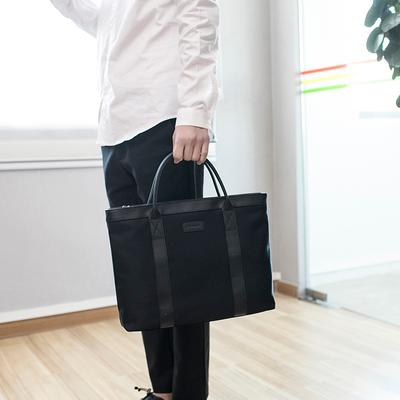 Fashionable and Casual Lightweight Hand-held Shoulder Bag Computer Bag High-capacity Tote Bag Waterproof Briefcase
