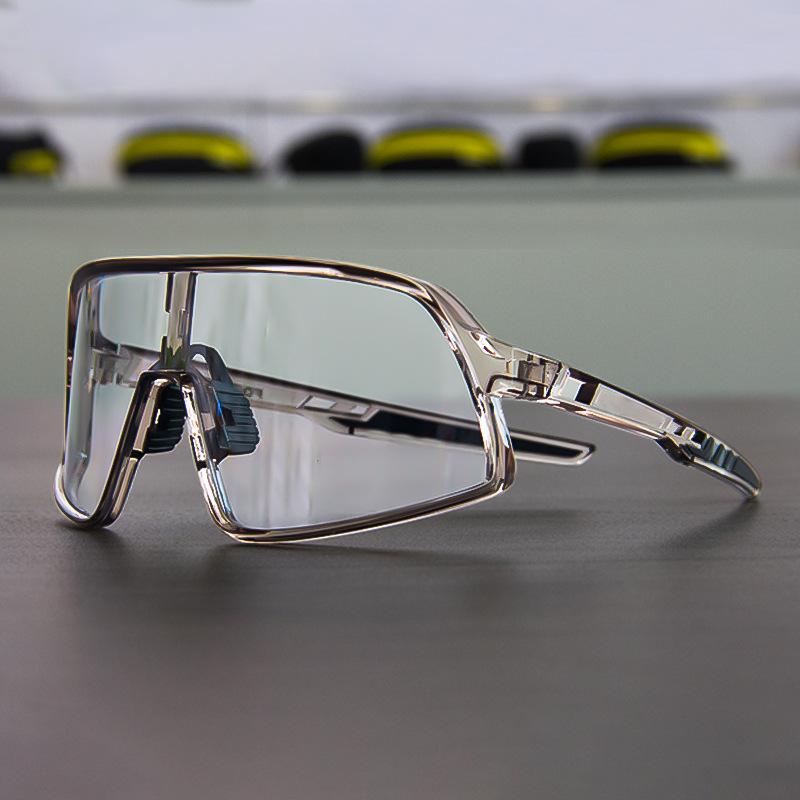 Lunettes de sport à changement de couleur pour la randonnée et l'alpinisme, le cyclisme en extérieur, lunettes de soleil coupe-vent, anti-poussière et anti-éblouissement pour hommes et femmes