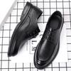 Men's shoes breathable dress hollow leather shoes 2025 summer new men's soft-soled punching shoes 2025
