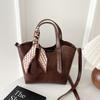 Pu Water Bucket Bag With Magnetic Closure For Daily Casual Use