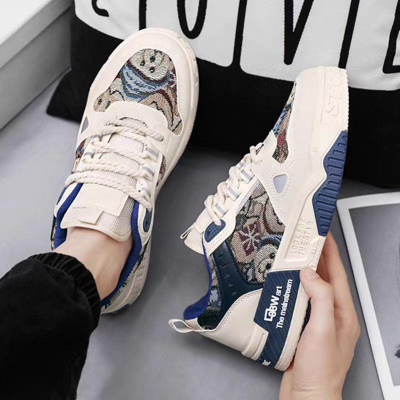 Pánská jarní a letní prodyšná, všestranná, ležérní, designová, nika, desková obuv, mládežnické sportovní, silná podrážka, zvýrazňující outdoorové trendy boty