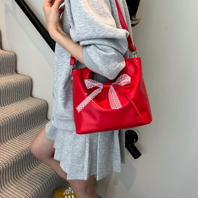 High-value Retro Large-capacity Bag Women's 2025 New Versatile Shoulder Underarm Bag Portable Bucket Bag Bow