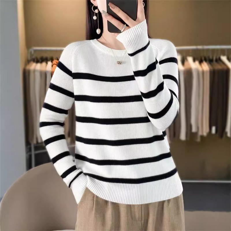 Striped Crew Neck Wool Sweater Design Sense Retro and Thin Sweater Top with Knitted Sweater Inside and Knitted Sweater Outside