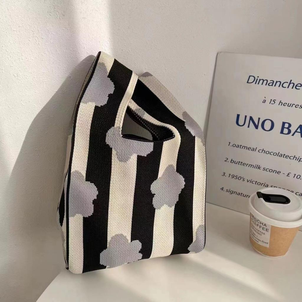 Women's Knot Wrist Bag Handmade Knitted Bag Portable Mini Striped Tote Bucket Phone Bags Large Capacity Autumn Winter Handbags