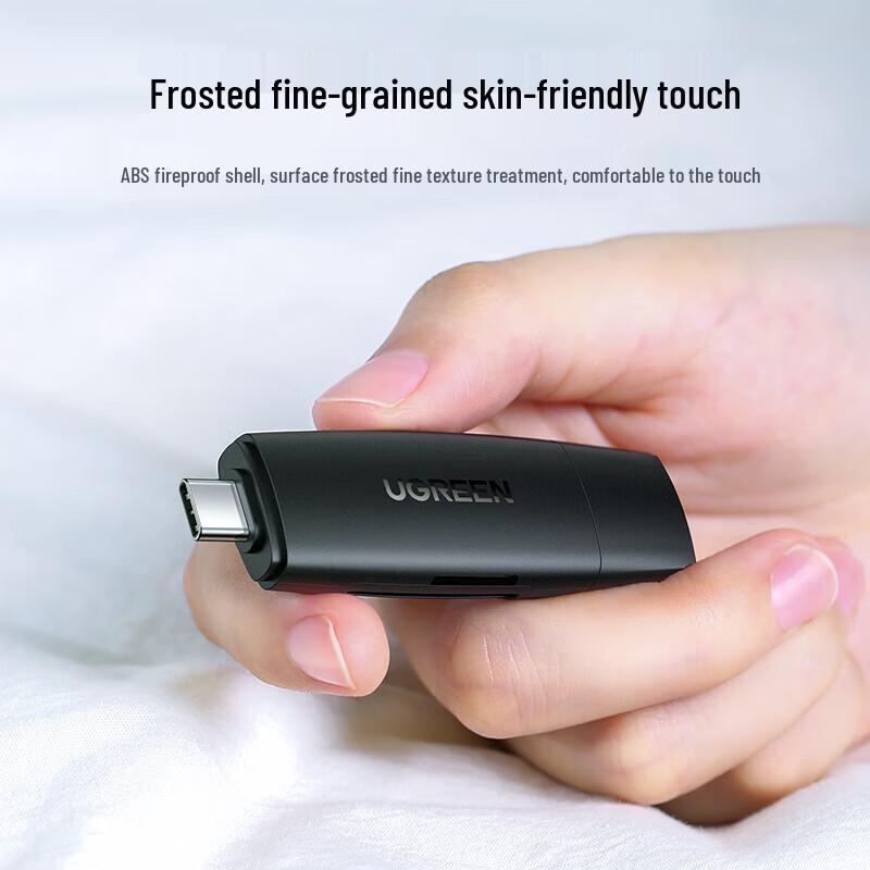 UGREEN USB-C & USB 3.0 SD/TF Memory Card Reader
