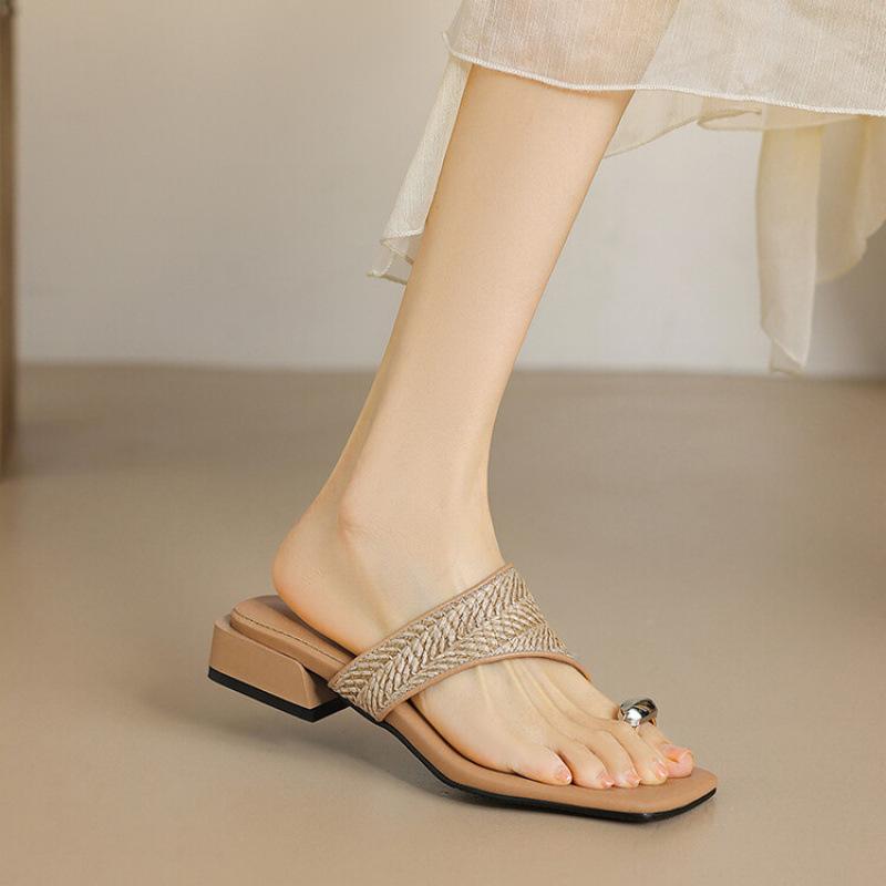 New Summer Women's Flat-bottomed Slippers Casual Solid Color Soft Bottom Size Sandals Comfortable One-pedal Set of Toe Slippers