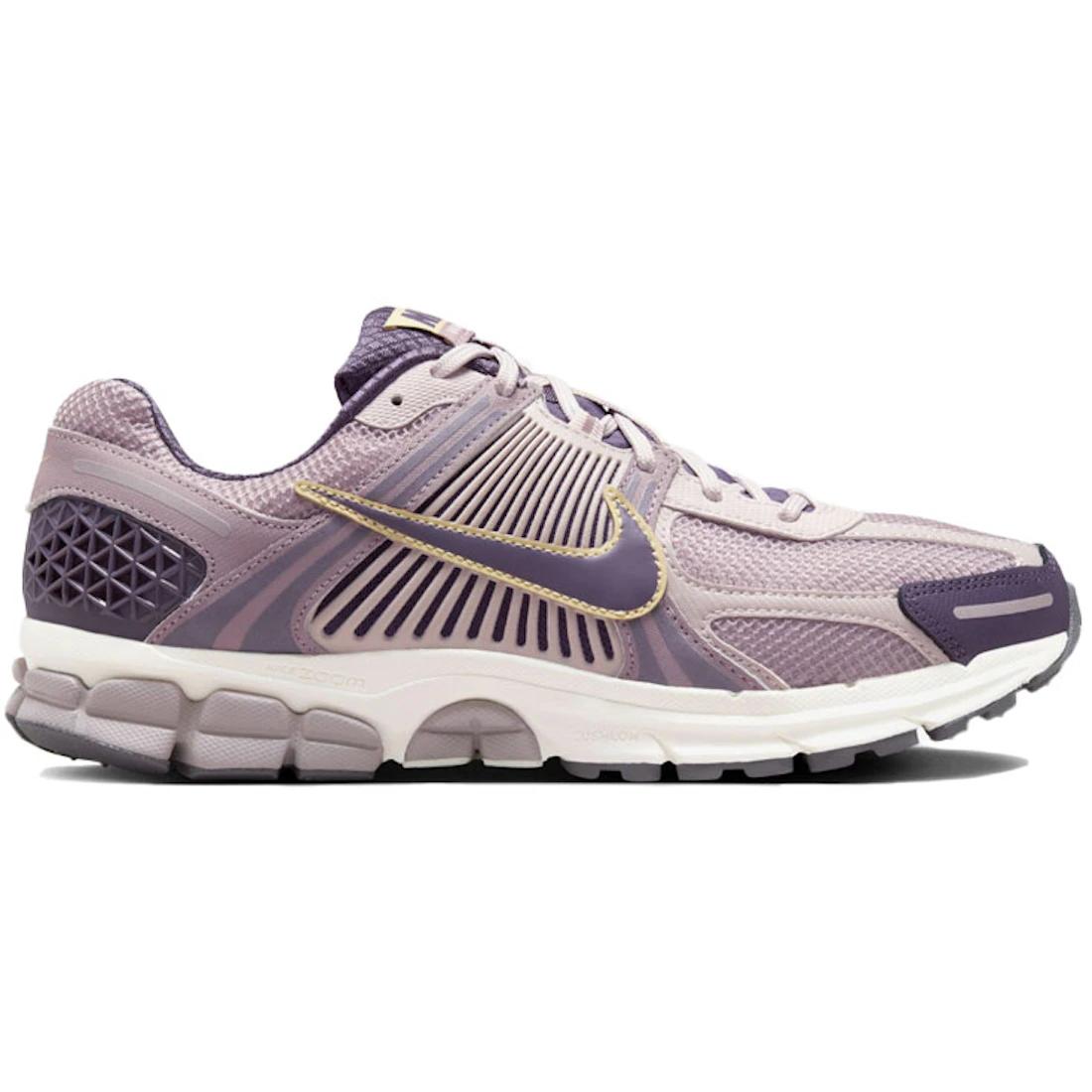 

Кроссовки Nike Zoom Vomero 5 Platinum Violet(HQ3643-019) 36.5