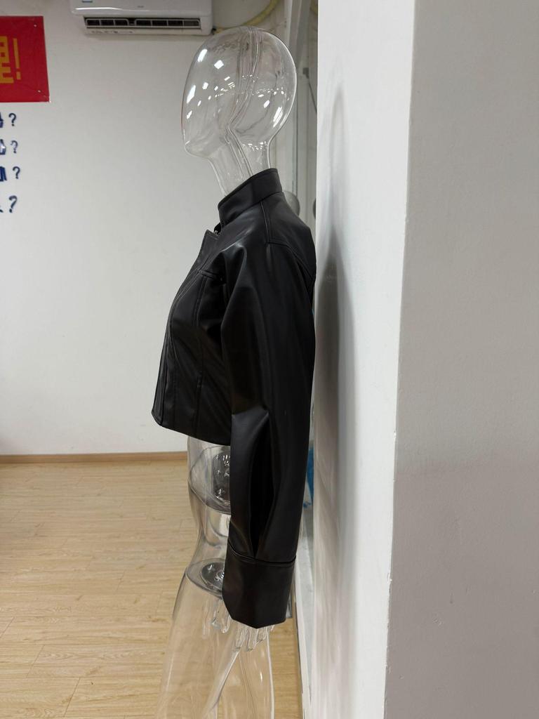 2025 Retro Slim-Fit Stand-Collar Leather Jacket for Women