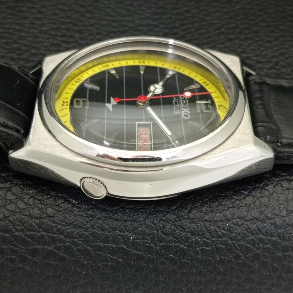 JAPAN VINTAGE SEIKO ACTUS AUTOMATIC 7009A MENS BLACK COLOR DIAL WATCH A702346-5 R124-a702346