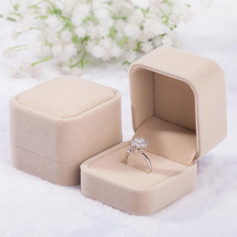 Round Corner Velvet Jewelry Box Ring Stud Earring Ring-Shaped Badge Storage Box Jewelry Organizing Box 5x5.5x4cm