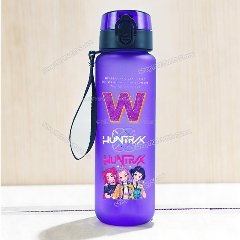 Lovely 650ml KPop Demon Hunters Children Water Bottle Cartoon Letter A-Z Girl Outdoor Sport Straw Bottle Kids Drink Cup Plastic Jugs