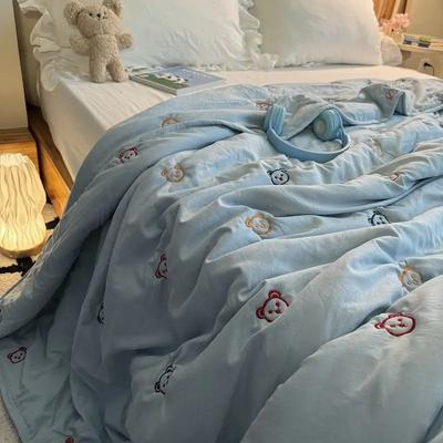 Blue Thin Quilt Soft Summer Air-Conditioned Four Seasons Comforter With Embroidery Machine Washable Single Queen Size Blanket