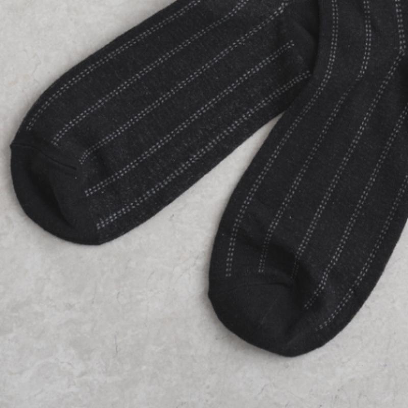 Monfoot Vertical Pattern Formal Socks Black