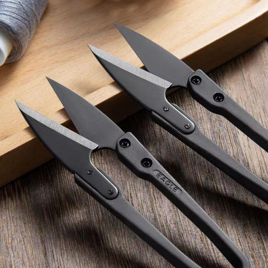 1/2 Piece U-shaped Scissors in Black, Portable Thread Cutting Scissors Suitable for Yarn, Embroidery, and Handicrafts